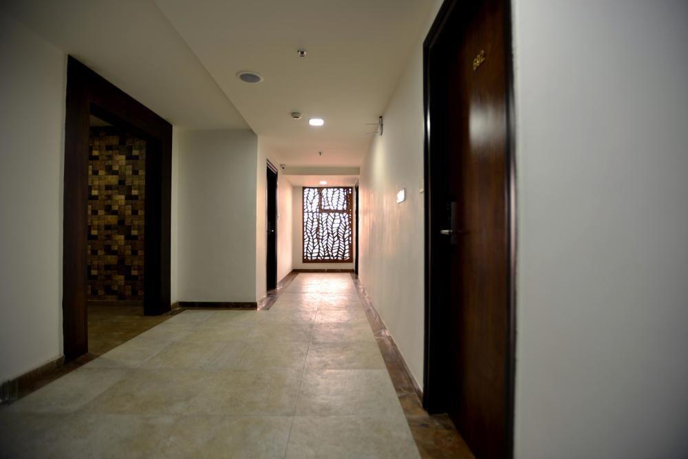 Oyo Premium Circuit House Vadodara Exterior photo